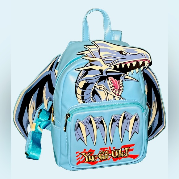 Yu-Gi-Oh Blue Eyes White Dragon mini Backpack - Picture 2 of 6
